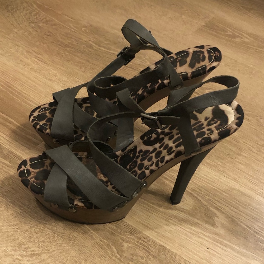 Jessica Simpson Heels Size 9B